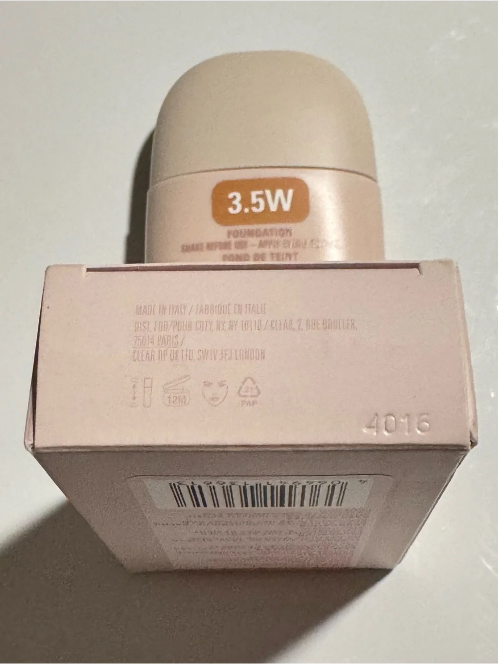 Kylie Cosmetics Skin Tint Blurring Elixir 3.5W